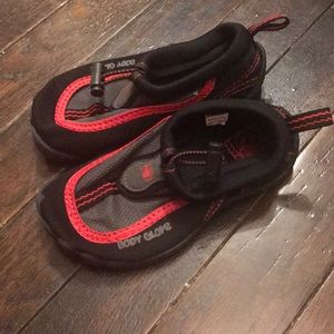 Toddler boys water shoes